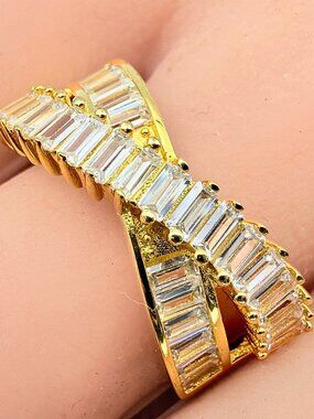 Lustrous Marked Sterling Silver Vermeil CZ Infinity Bypass Ring Sz 9.75